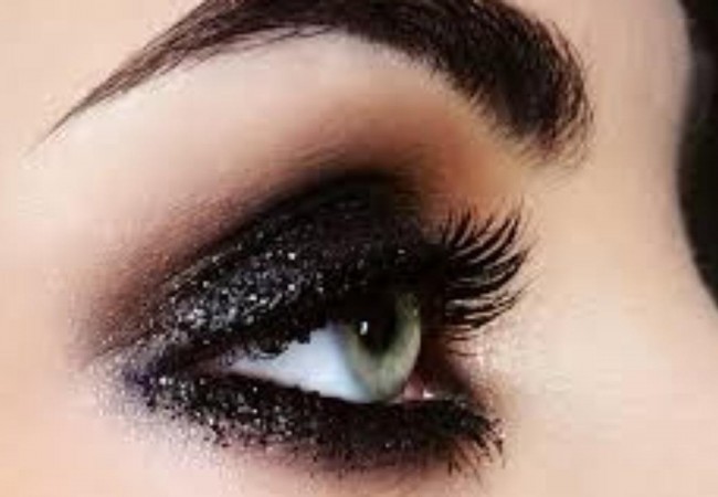 How to do smoky eye make-up?