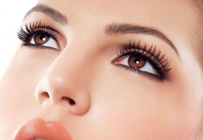 Beauty myths busters. Eyelash extensions