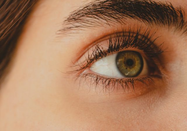 How to Apply Eyelash Growth Serums? The Must-Follow Rules